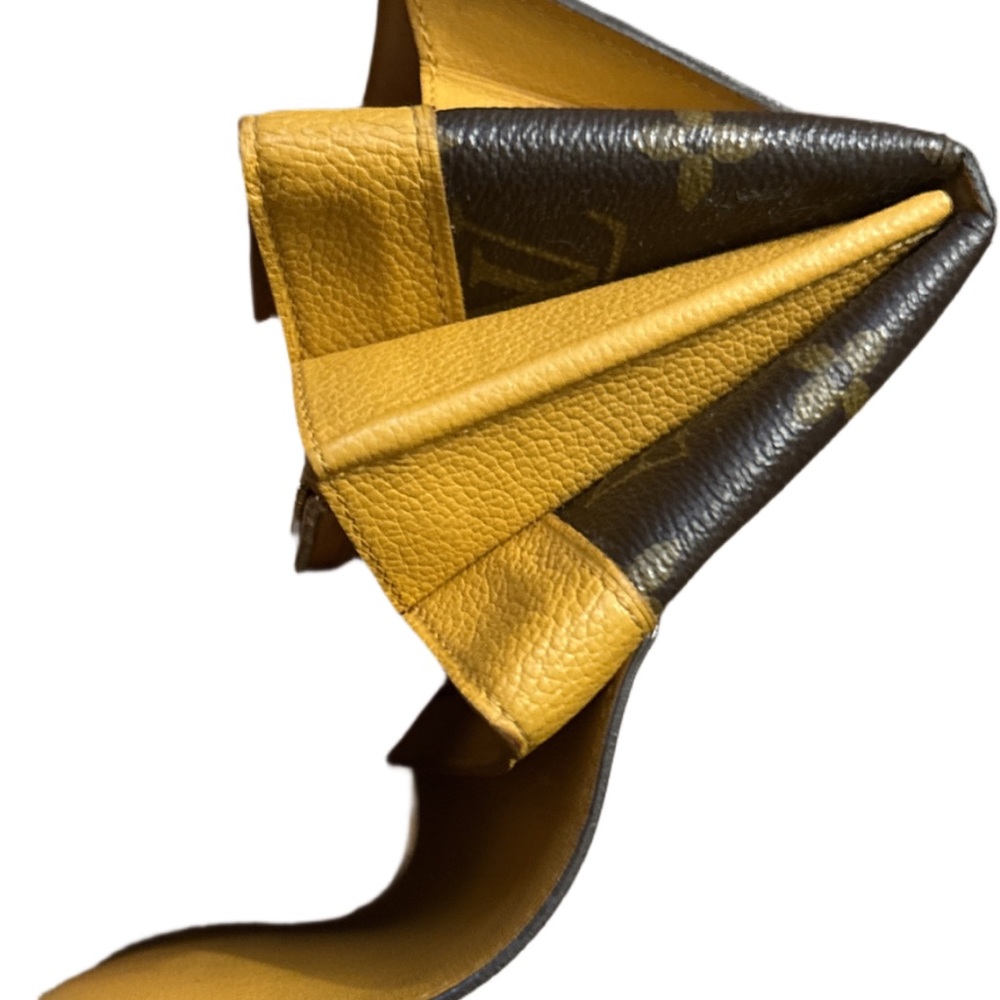 Louis Vuitton Monogram Canvas Clutch ELYSSEE 🔥 - Picture 4 of 11
